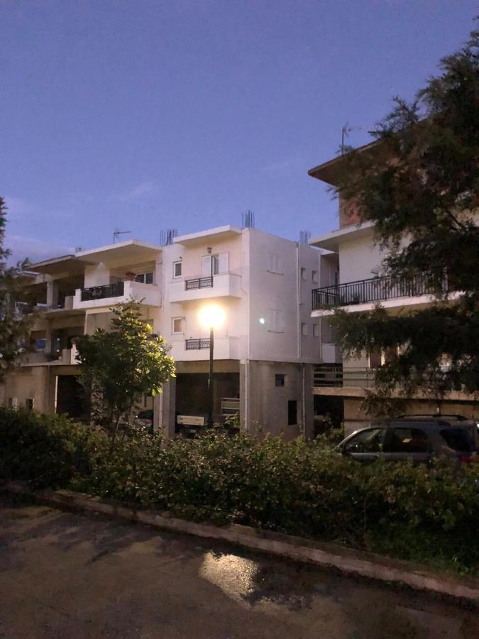 Tzitzifianaki Cozy Apartment Ханья Экстерьер фото
